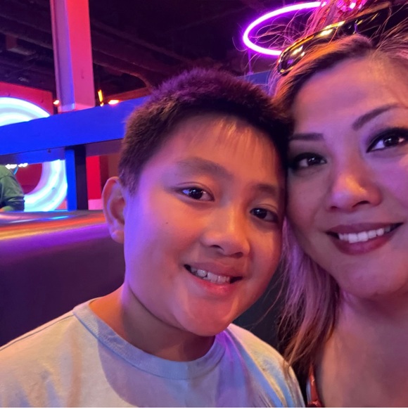 Meet your Posh star, RKRANTZ ! Come shop with me!!!!! - Picture 10 of 11